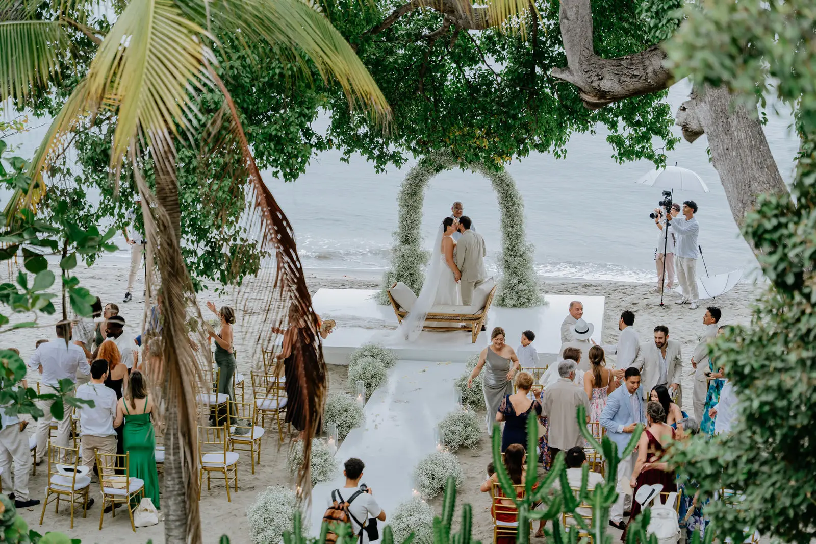 Boda de Raphaëlle & Santiago